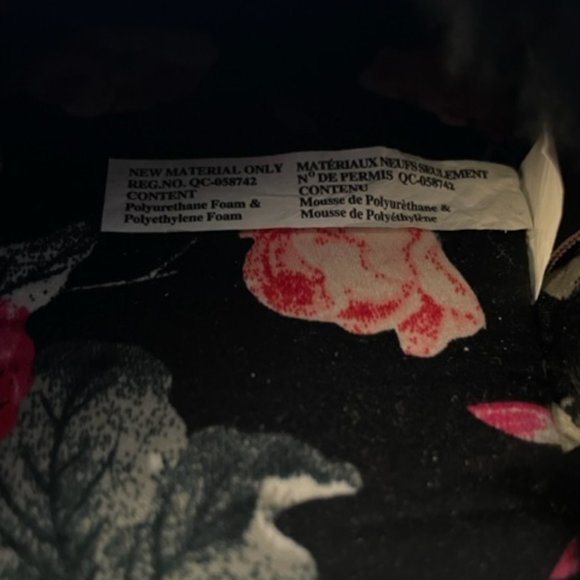 Victoria's Secret Floral Satin Slippers  faux fur trim. Size L  Black pink NWOT - Picture 8 of 12